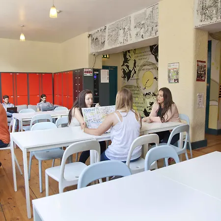 埃什菲尔德旅舍