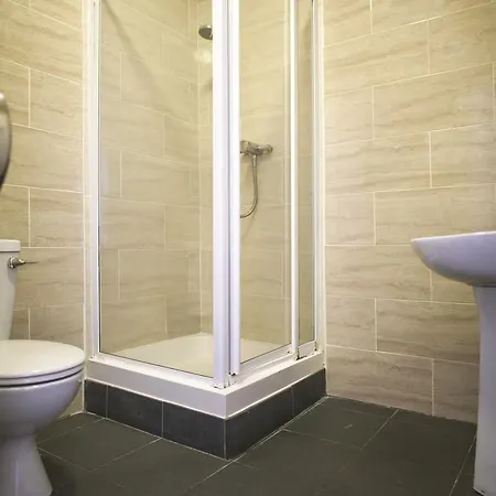 Ashfield Hostal *