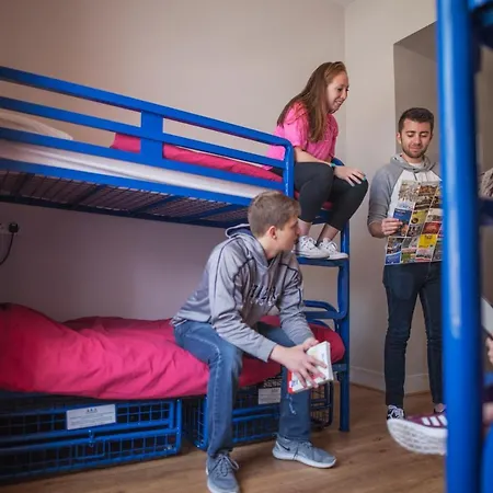 Ashfield Hostal *